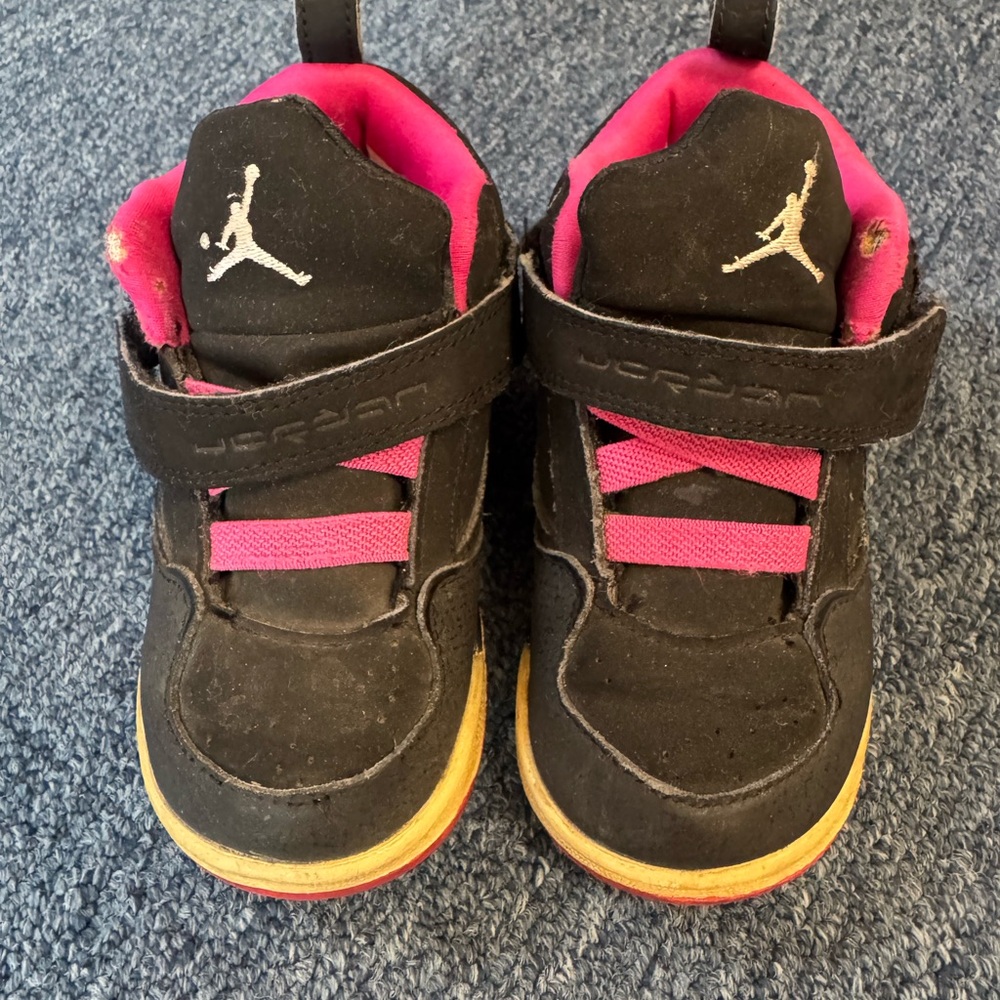 Nike Jordan Baby/Toddler Sneakers, Black and Pink